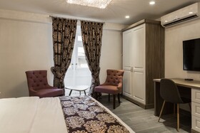 Jean de Valette Boutique Living