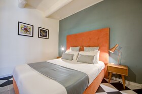 The House in Old Mint Street