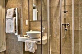U Collection Suites & Apartments