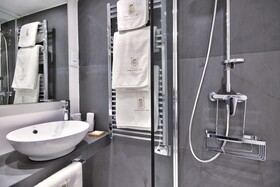 U Collection Suites & Apartments