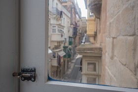 Valletta Kursara Port View
