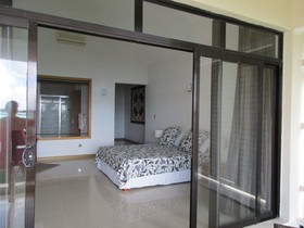 Villa Pied Dans L'eau