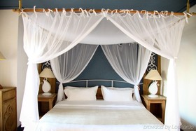 Paradise Cove Boutique Hotel