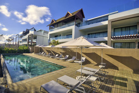 Mythic Suites & Villas