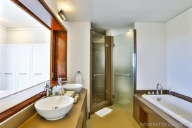 Radisson Blu Azuri Resort & Spa, Mauritius
