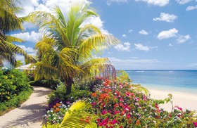 Victoria Beachcomber Resort & Spa