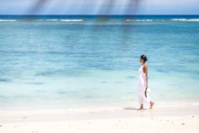 Victoria Beachcomber Resort & Spa