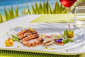 Victoria Beachcomber Resort & Spa