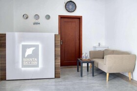 Manta Sky Inn