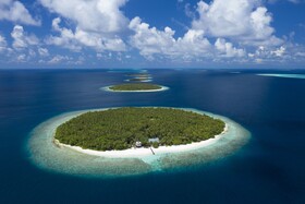 Royal Island Resort & Spa