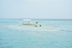 Royal Island Resort & Spa