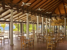 Royal Island Resort & Spa
