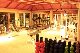 Royal Island Resort & Spa