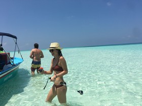 Marina Bay Villa Himandhoo