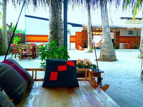 Vashafaru Inn