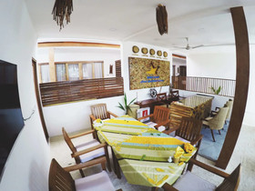 Dhiffushi White Sand Beach Hotel