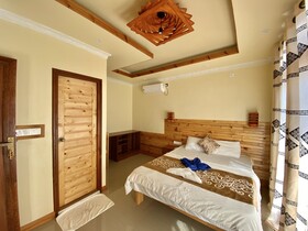 Mariana Inn