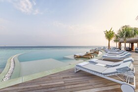 Hurawalhi Island Resort