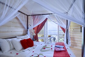Kuredu Resort & Spa