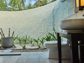Kuredu Resort & Spa
