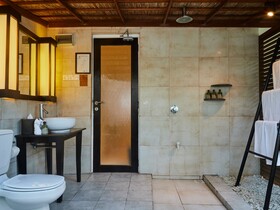 Kuredu Resort & Spa