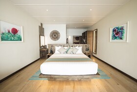 Kuredu Resort & Spa
