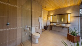 Kuredu Resort & Spa