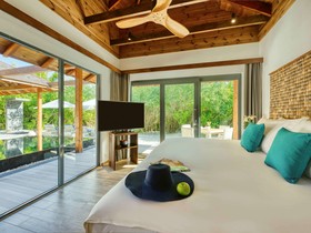 Kuredhivaru Resort and Spa Maldives