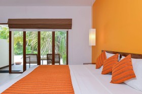 Adaaran Select Hudhuranfushi Garden Room