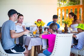Veli Beach Inn