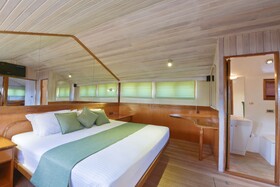 Safari Island Resort & Spa