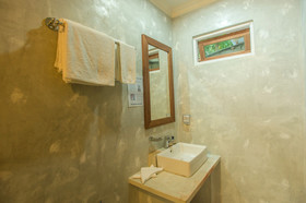 Thoddoo Retreat