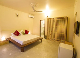 Thoddoo Retreat