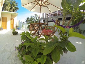 Athiri Inn