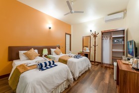 Ostrov Hotel