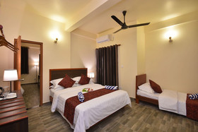 Paguro Beach Inn