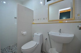 SealaVie Inn
