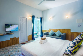 SealaVie Inn