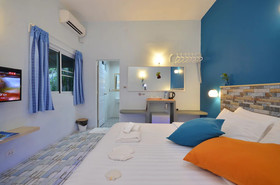 SealaVie Inn