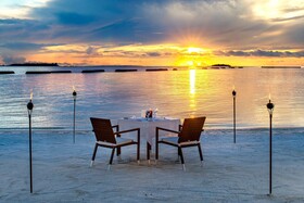 Sheraton Maldives Full Moon Resort & Spa