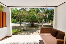 Sheraton Maldives Full Moon Resort & Spa