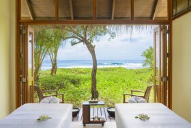 Sheraton Maldives Full Moon Resort & Spa