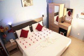 Elite Beach Inn