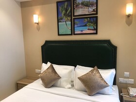 Hotel Flora