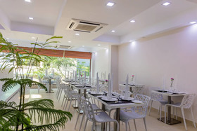 Novina Hotel