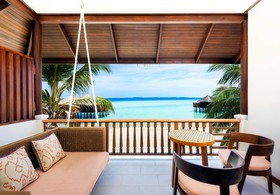 Sheraton Maldives Full Moon Resort & Spa