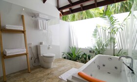 Summer Island Maldives