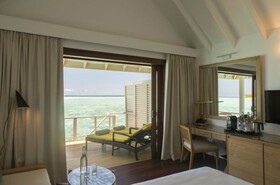 Summer Island Maldives
