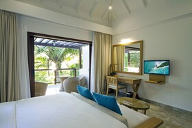 Summer Island Maldives