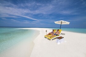 Summer Island Maldives